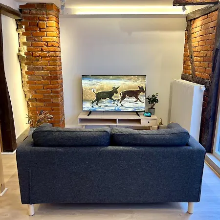 Schoene Mit Terrasse In Der Hagenstrasse * Haldensleben