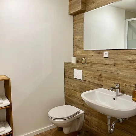 Schoene Mit Terrasse In Der Hagenstrasse Appartement Haldensleben