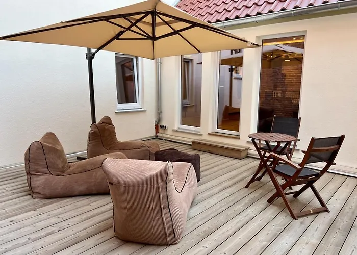 Schoene Mit Terrasse In Der Hagenstrasse * هالدنسليبن