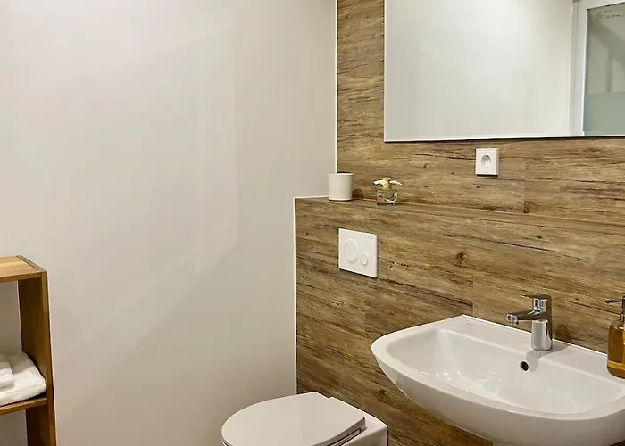 Schoene Mit Terrasse In Der Hagenstrasse شقة هالدنسليبن